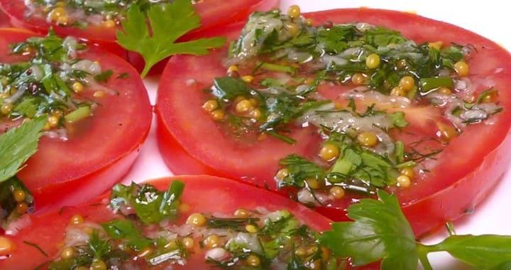 Быстрые маринованные помидоры