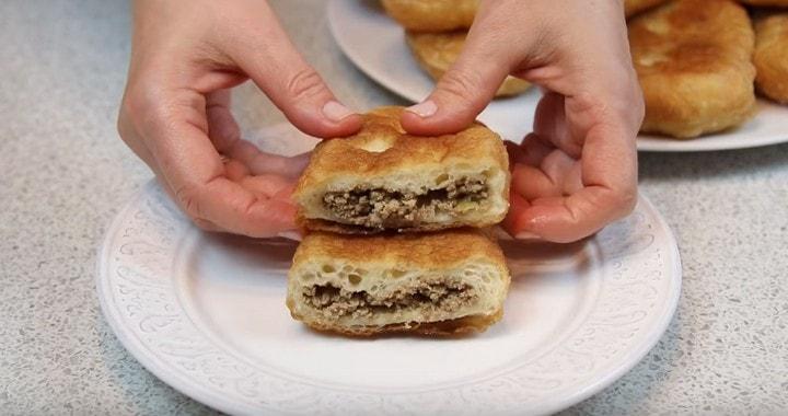 Жареные пирожки с мясом - как в советское время