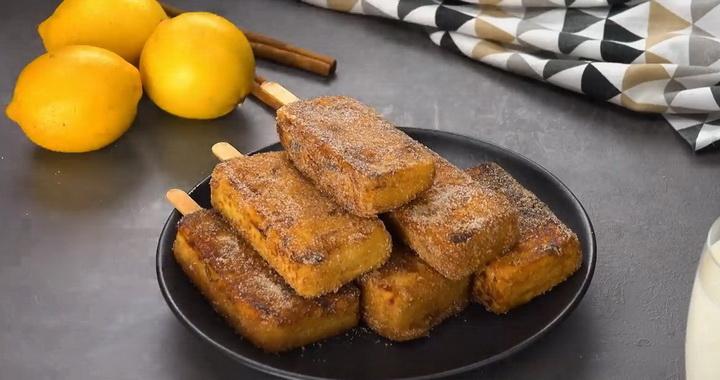 Жареное молоко на палочке