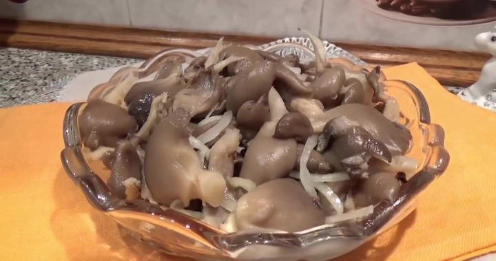 Маринованные вешенки