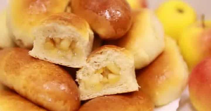 Пирожки с яблоками в духовке