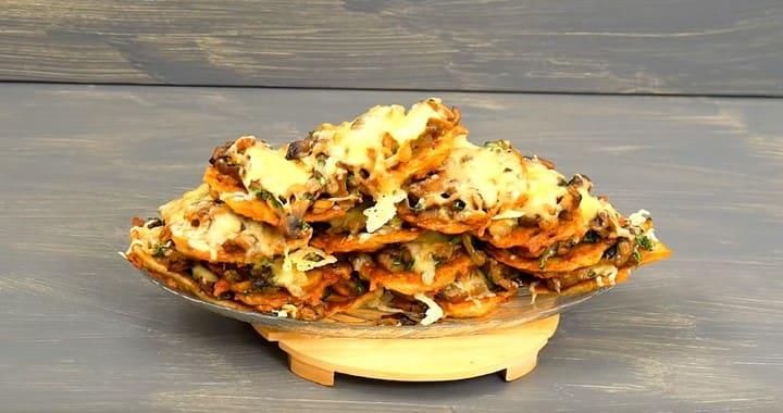 Драники с грибами и сыром в духовке