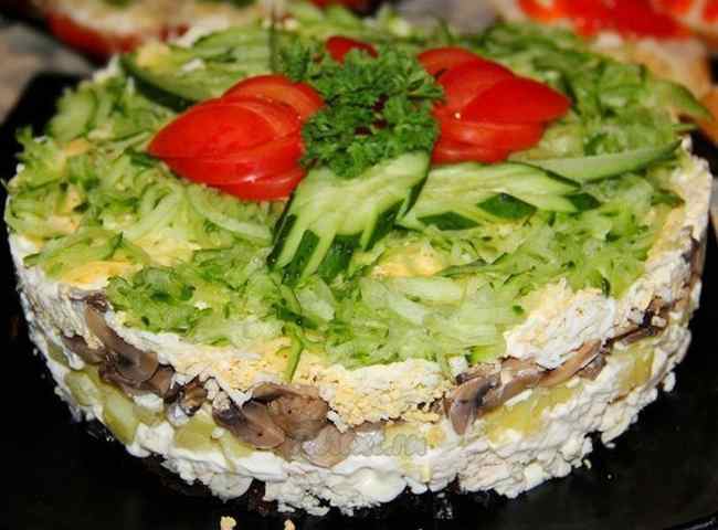 Простой салат с курицей слоями рецепты с фото