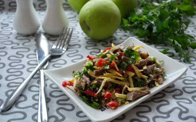 Вкуснейший мясной салат с говядиной - классический рецепт