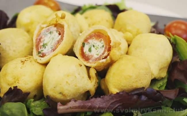 Теперь вы знаете, как приготовить вкуснейшие пирожки бомбочки.