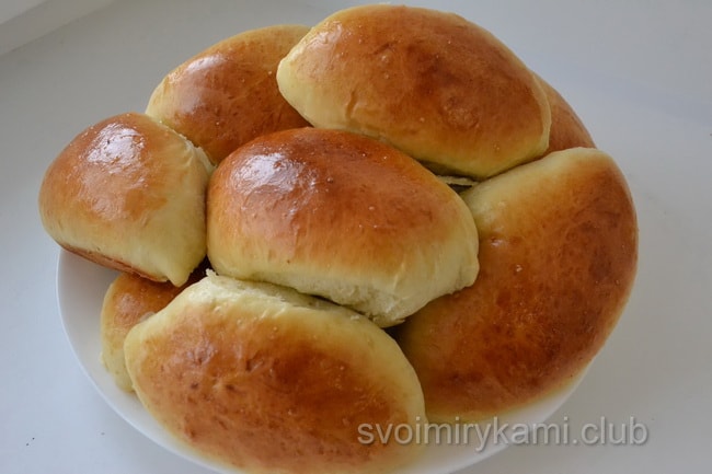 Вкуснейшие пирожки с творогом обязательно понравятся вашим родным.