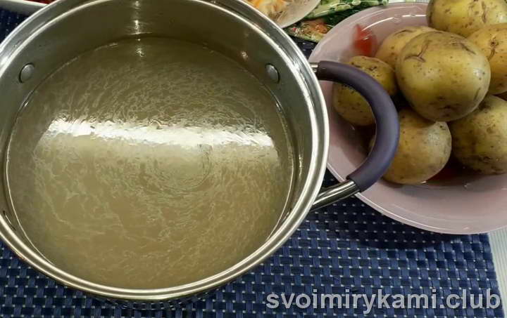 готовим бульон на суповом наборе